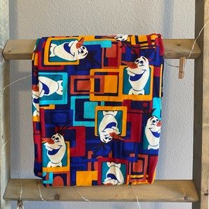 Women’s LuLaRoe Disney Olaf Leggings TC